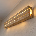Applique murale salon en bois LED, style nordique - bois craquele vic 07 vue du bas